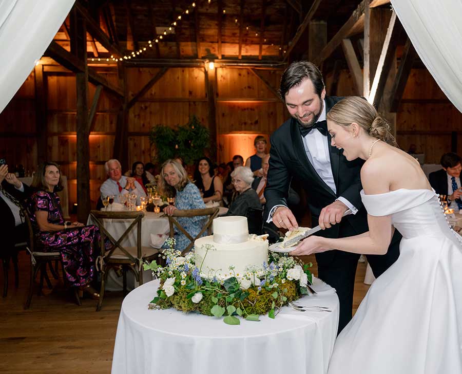 Harford Hill Cake cutting